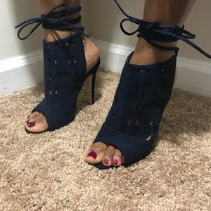 Lace- Up Sandals